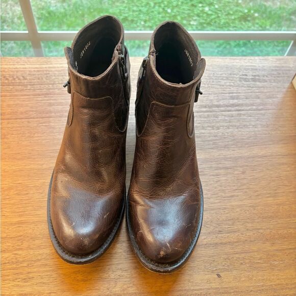 !!!SOLD!!! J.B. Dillon Leather Western Ankle Boots with Buckle - Picture 4 of 7